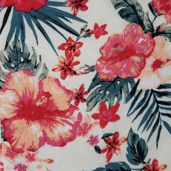 Floral wrap pant - Picture 2 of 9